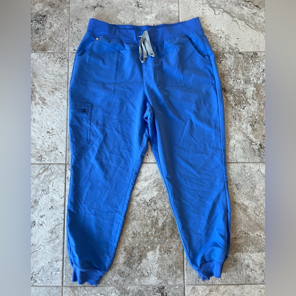 FIGS High Waisted Zamora Jogger Scrub Pants in Ceil Blue (PO#: 2771), size XXL